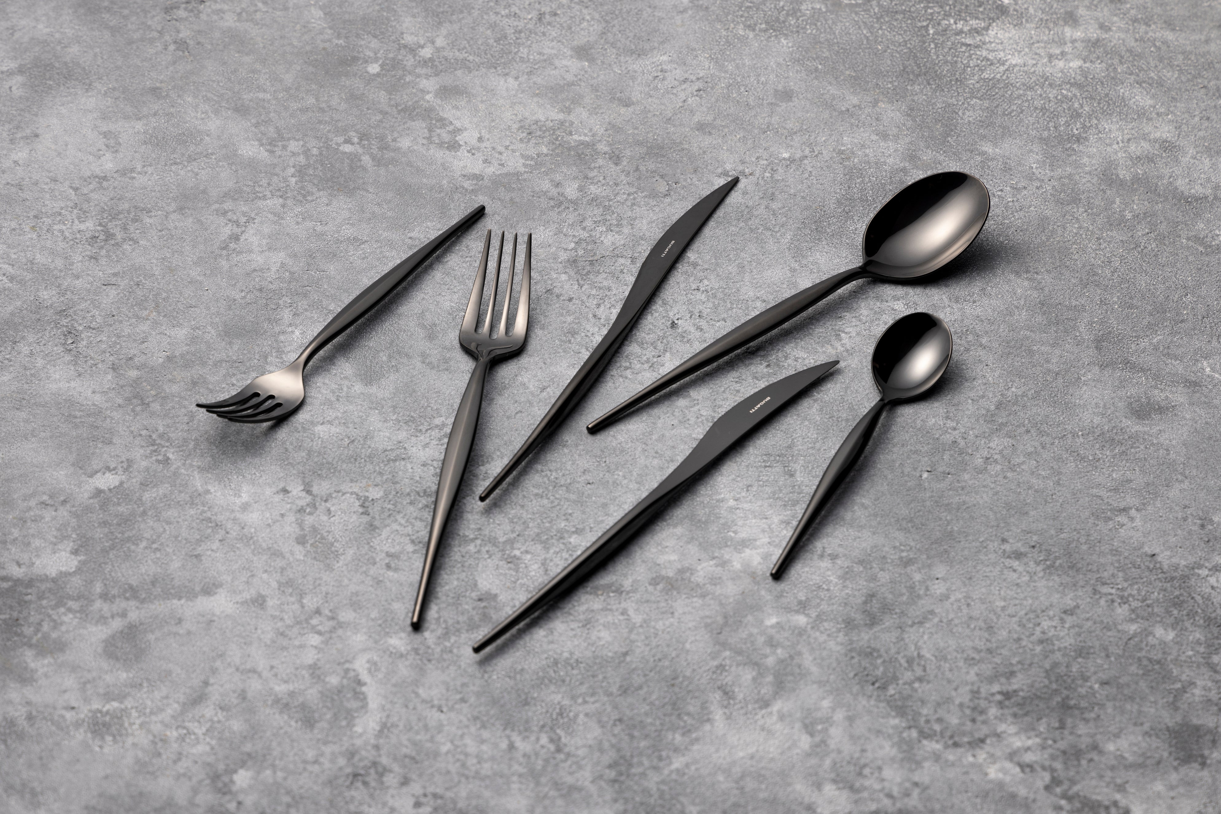 ナチュラブラックPVD テーブルスプーン – Bugatti Cutlery